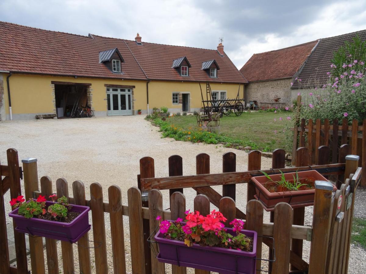 Datcha Bourguignonne, Chambres & Gîte - B&B