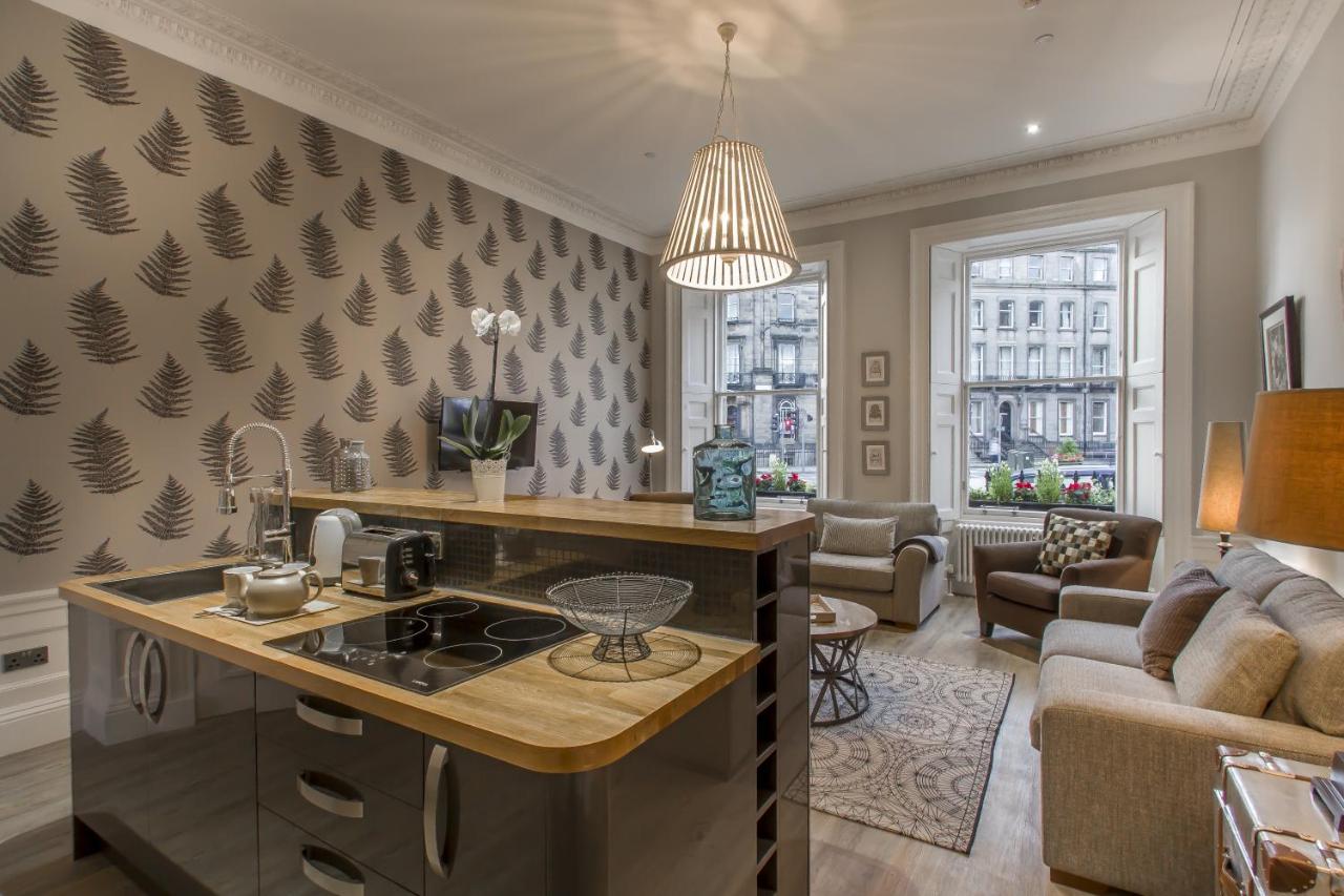 B&B Edinburgh - Haymarket Apartments - Bed and Breakfast Edinburgh