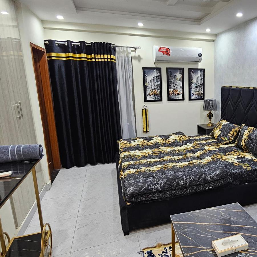 B&B Lahore - Luxury Studio Apartment - Bed and Breakfast Lahore