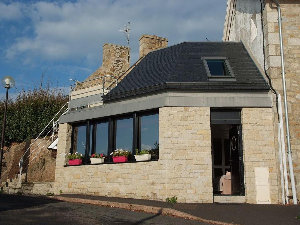 Maison 3 étoiles SUPERBE VUE MER d'architecte et de charme à PLOUMANAC'H - Réf 318 - B&B Perros-Guirec