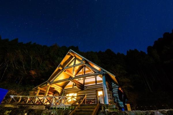 B&B Yufu - Yufuin Log House no Yado Tom Sawyer - Bed and Breakfast Yufu