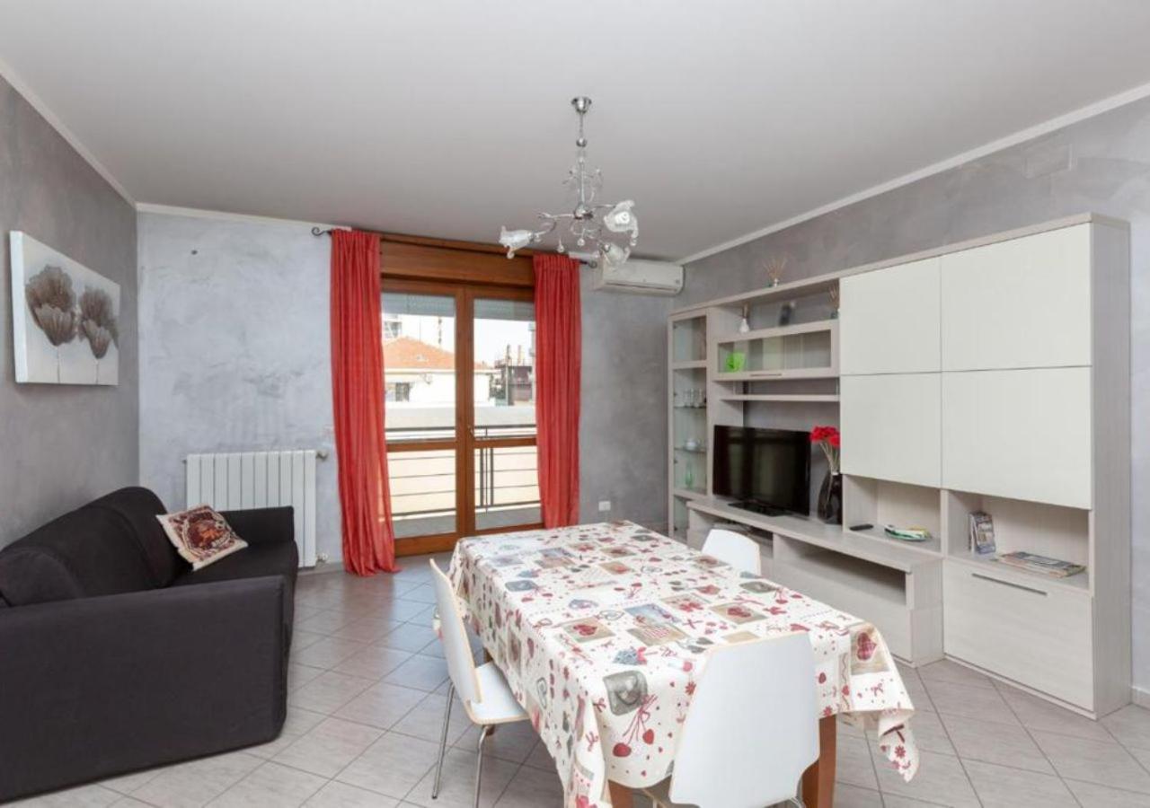 B&B Turin - Comfy cozy apartment close to Metro - Bed and Breakfast Turin