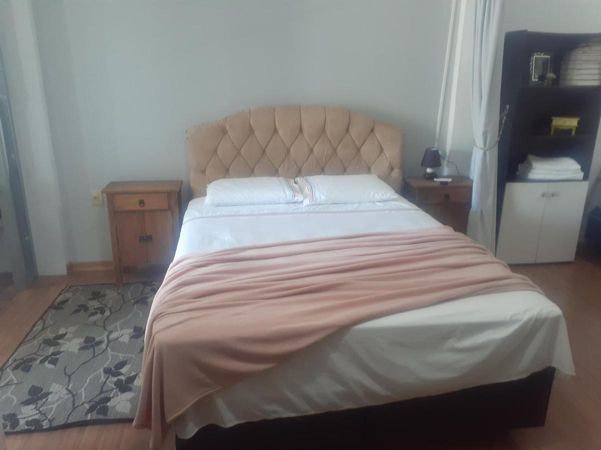 Studio confortavel - ate 4 pessoas - B&B