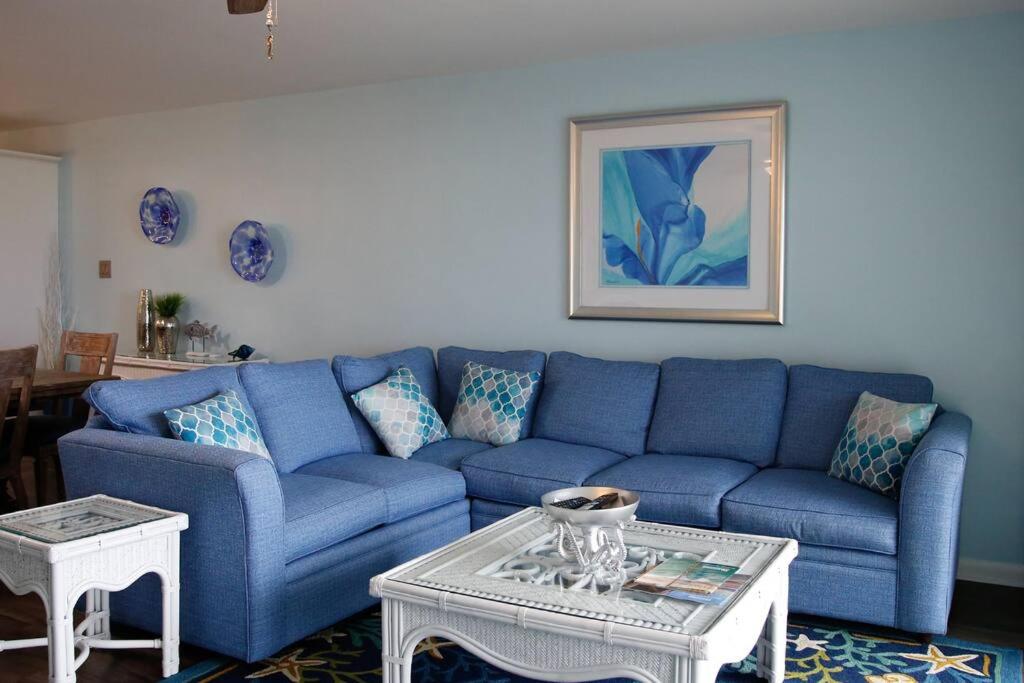 B&B Salter Path - Luxury Oceanview Condo, Steps to the Beach - Bed and Breakfast Salter Path