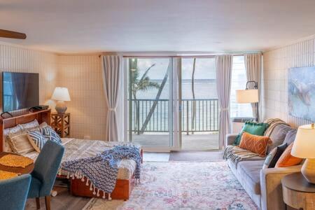 B&B Lā‘ie - Condo on Beach with AC - Bed and Breakfast Lā‘ie