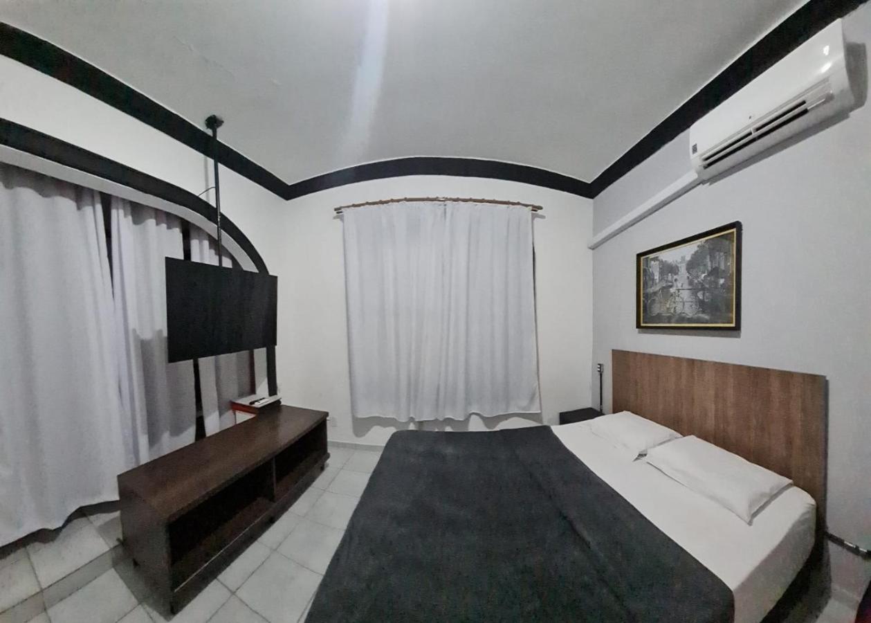 Habitación Doble con baño privado externo - 1 o 2 camas