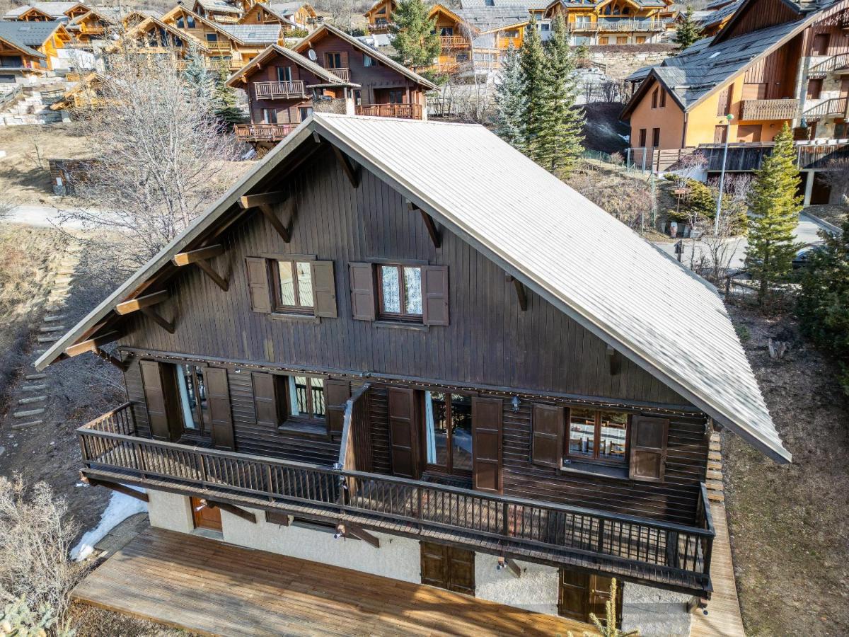 Grand Appartement dans Chalet Serre Chevalier à 8 minutes des pistes - Chambres d'hôtes Saint-Chaffrey