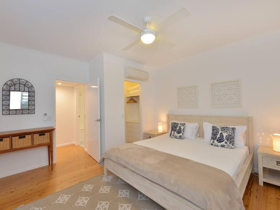 Beach Villa - a Short Walk to Town & Beach - B&B Port Douglas