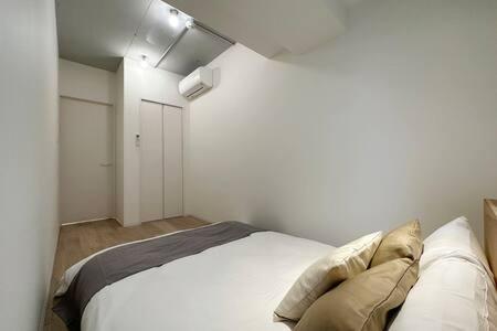 bHOTEL Art Bldg - Modern 2BR City Center for 8ppl - B&B