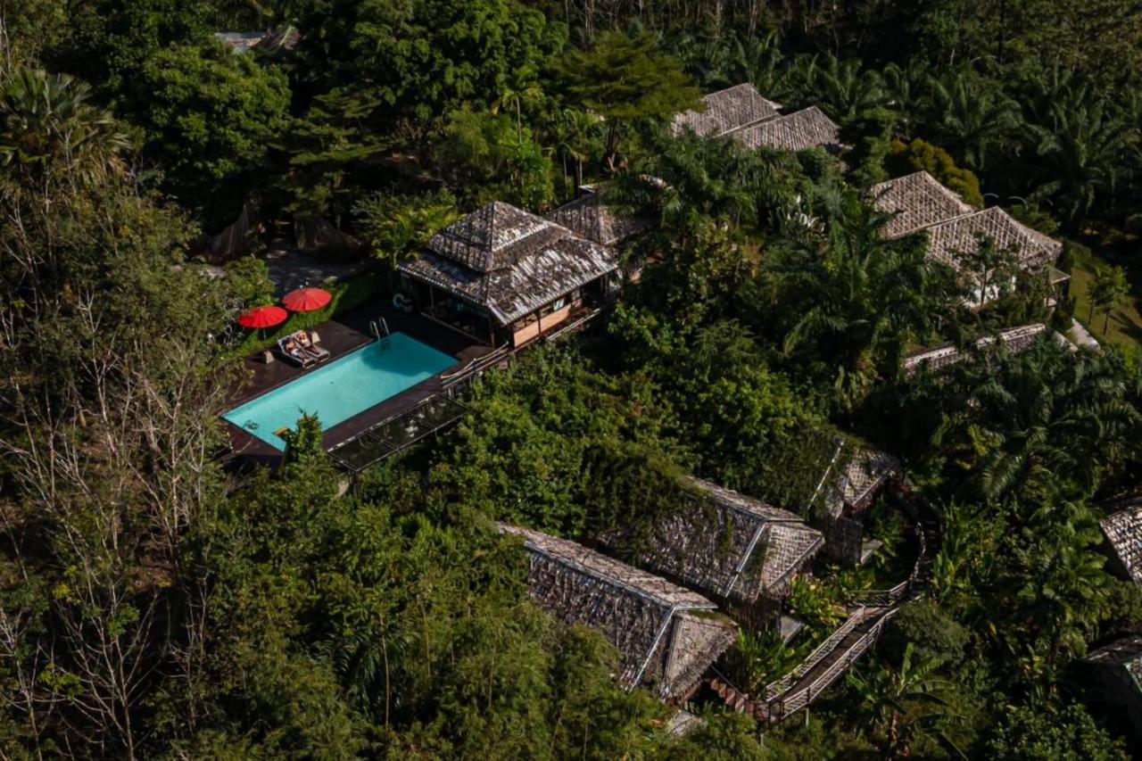 Khao Sok Boutique Camping - Exotic Cliff Camping - B&B Ban Bang Thong