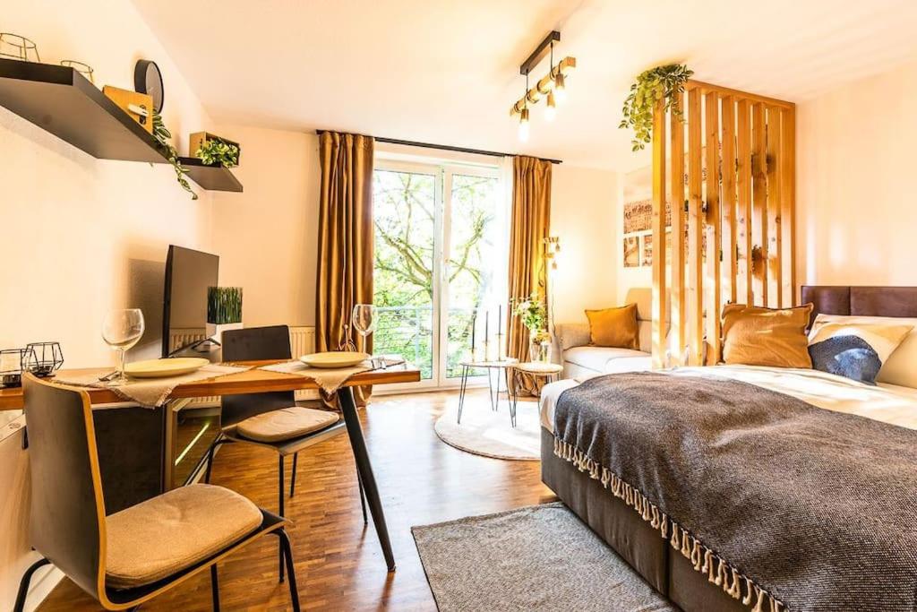 B&B Detmold - Black Mirror (inkl. Netflix) - Bed and Breakfast Detmold