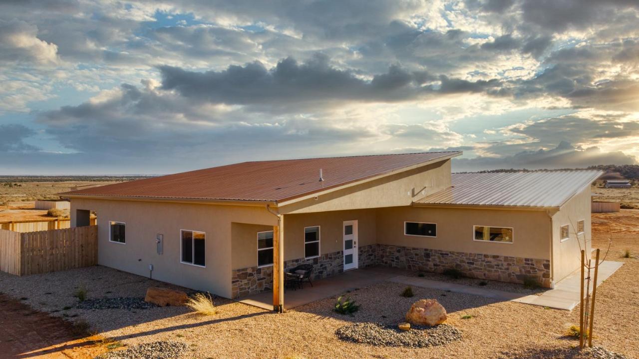 Maynard Dixon: Desert Luxury & Stargazer's Oasis - Chambres d’hôtes