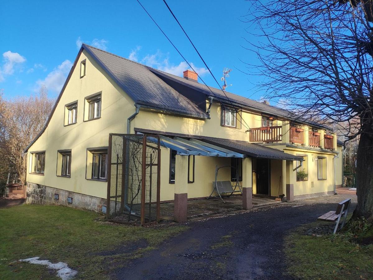 B&B Staré Křečany - Na Kopci 84 - Bed and Breakfast Staré Křečany