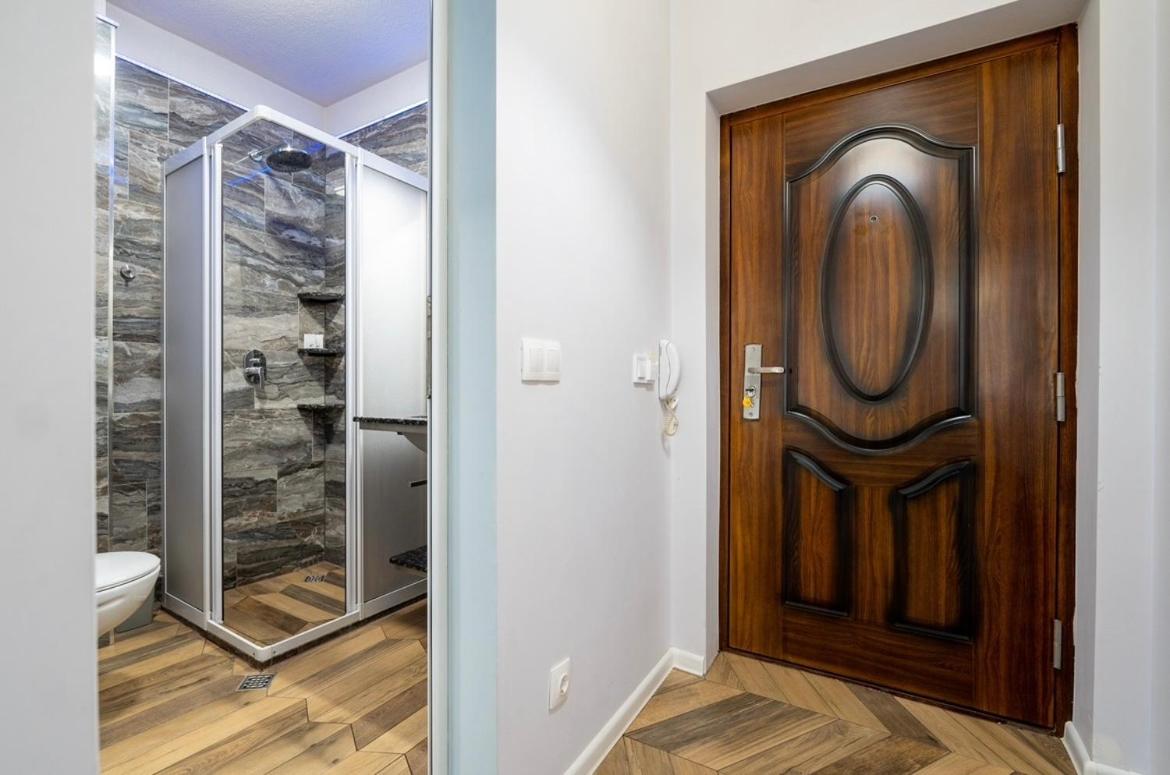 Apartamento con balcón