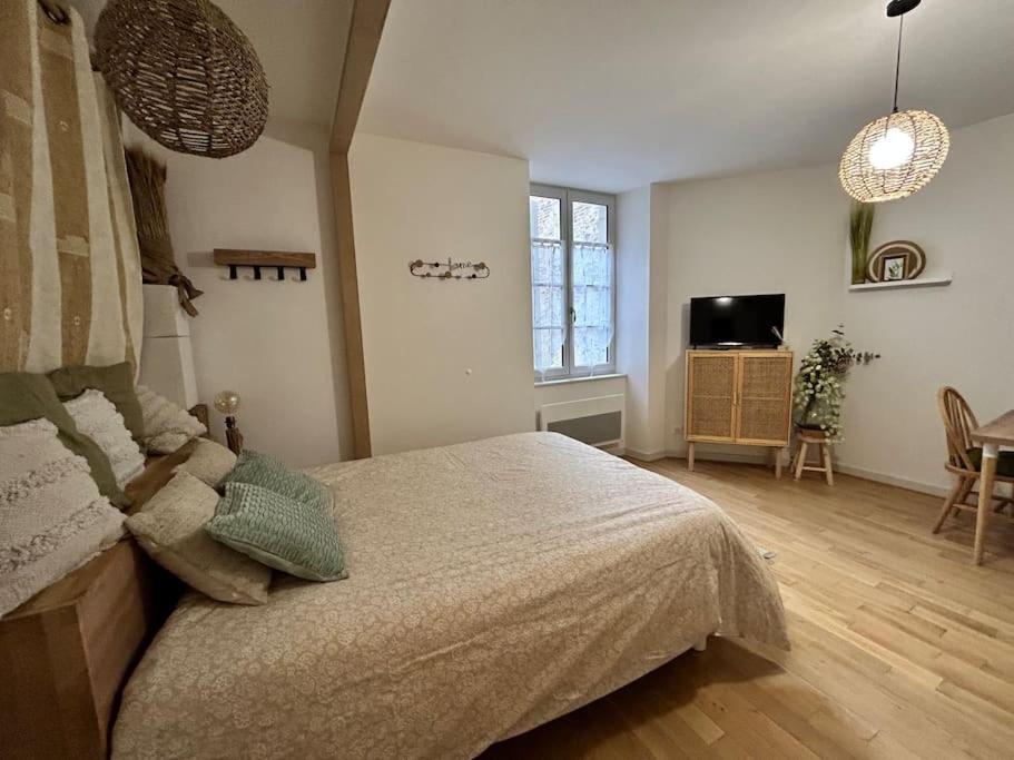 B&B Moulins - Studio l’eden - Bed and Breakfast Moulins