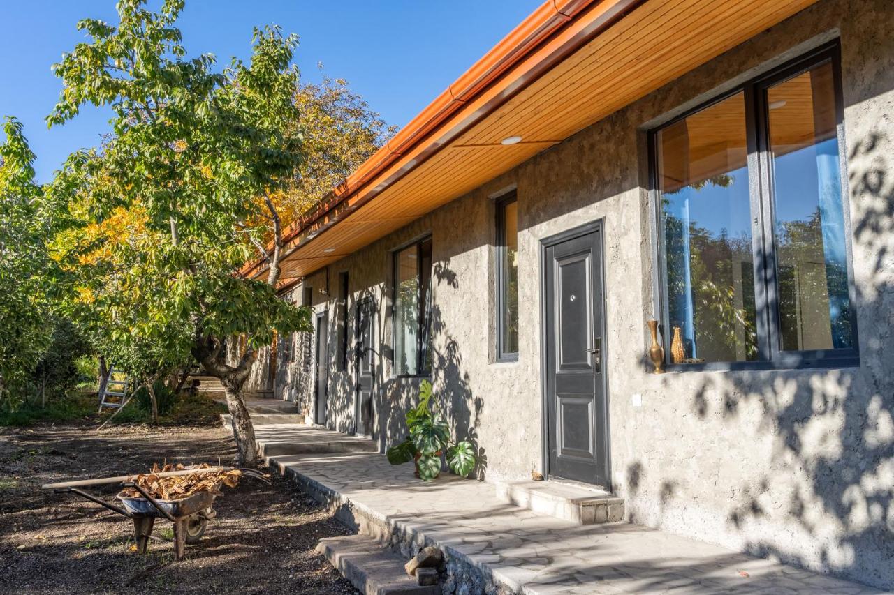 Art Rooms Garni (Blue Edition) - B&B