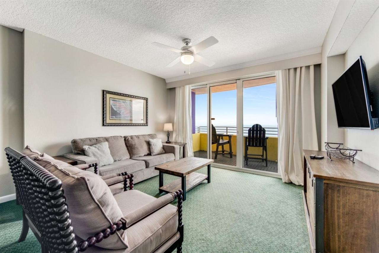 B&B Daytona Beach - Unit 2224 Ocean Walk - 3 Bedroom Ocean Front - Bed and Breakfast Daytona Beach