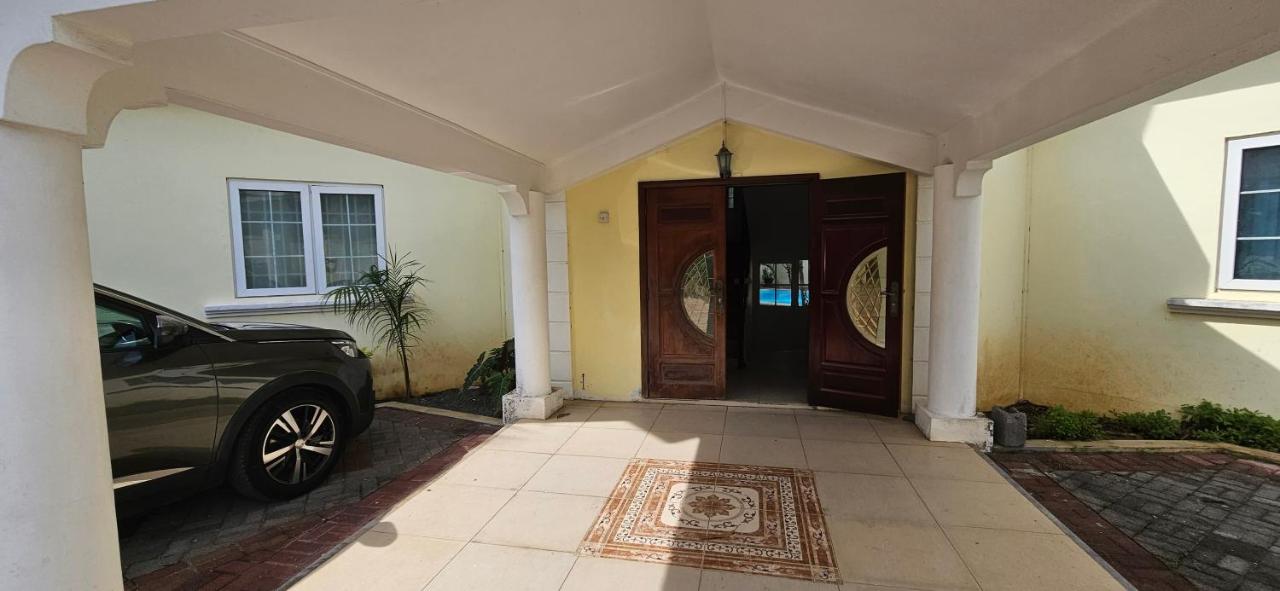 Ground Floor Apartment near Pereybere Beach - Ferienwohnung