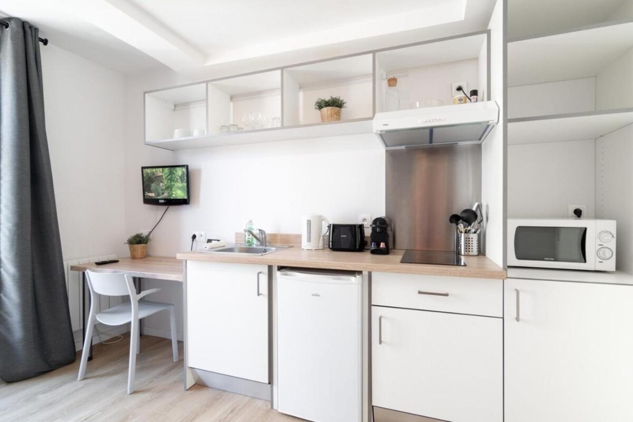 Lille Hypercentre/Railway stations -Nice studio - B&B