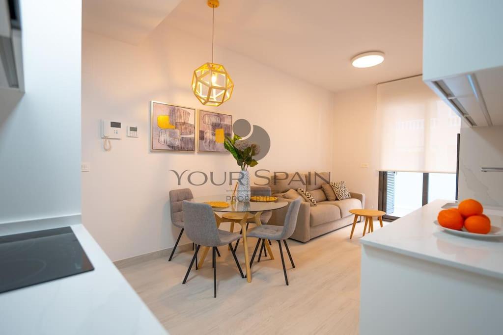 Your Spain R17 2B - B&B Torrevieja