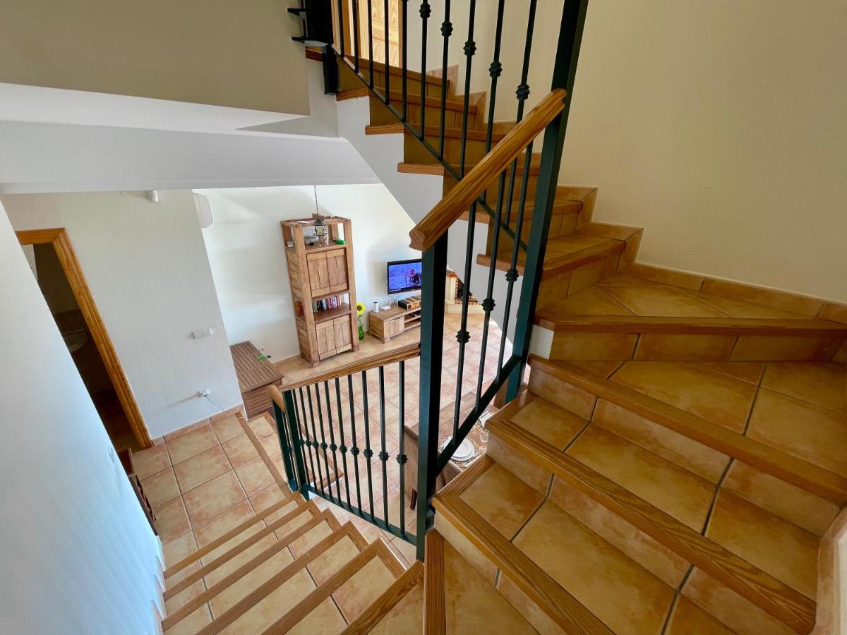 House 3 bds Seaviews Pool Wi-Fi Calpe Altea ES - B&B