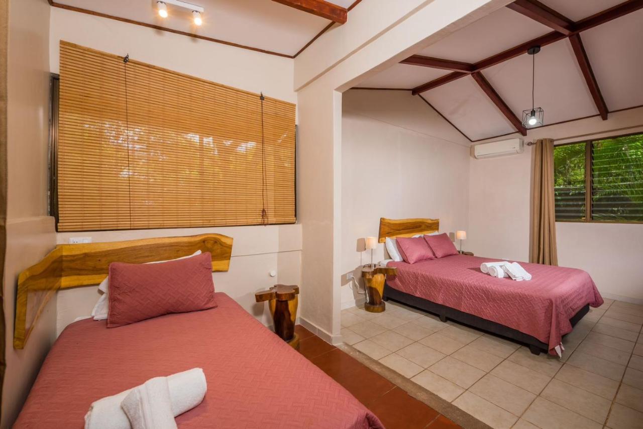 Casa Tropical Playa Grande - B&B