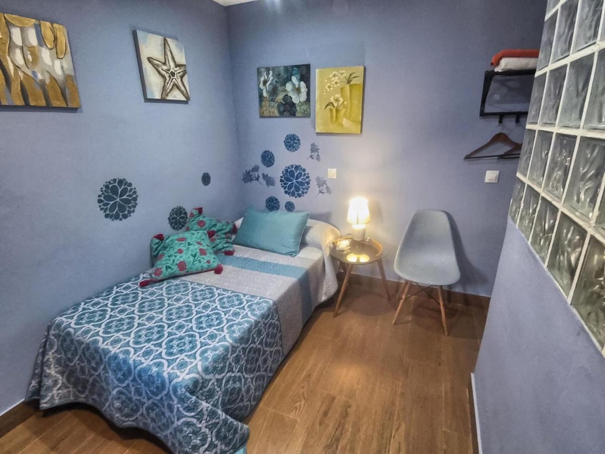 Single Room with Bathroom