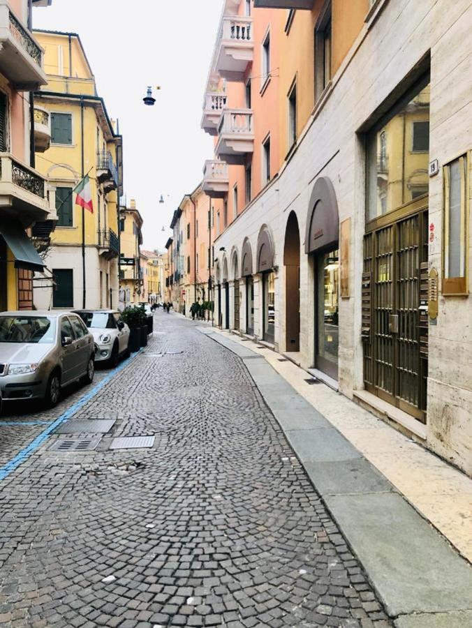 Emily Luxury Apartment - B&B Verona