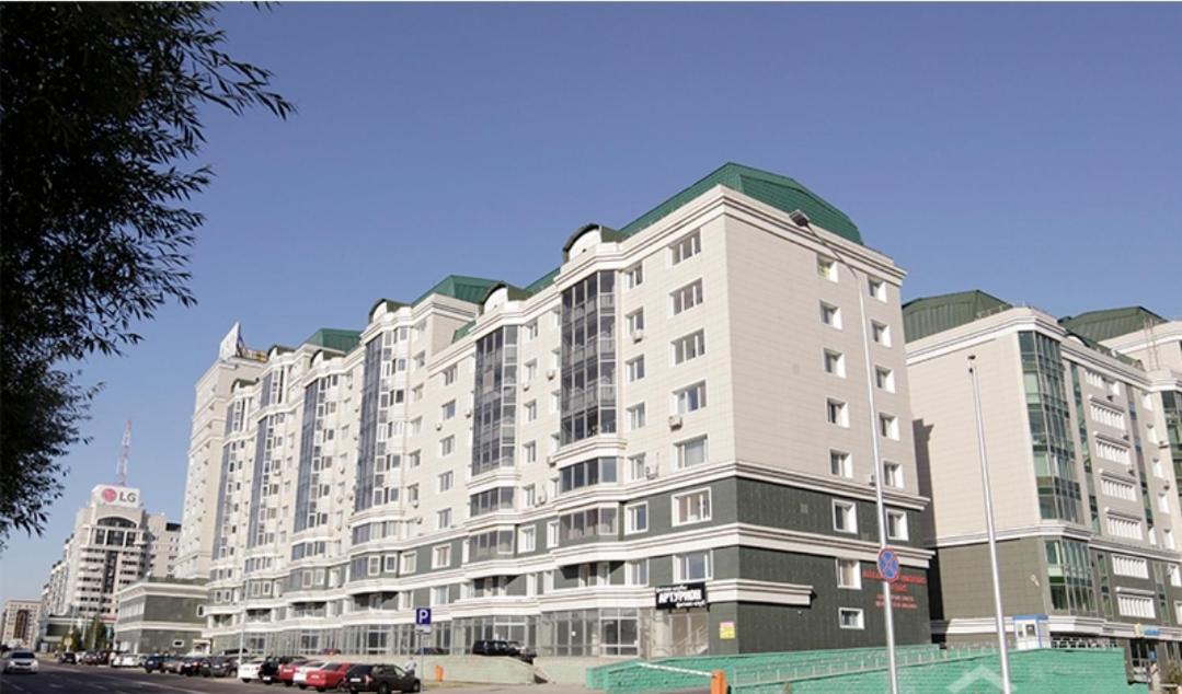 36 3х комн кв на 1-8 человек с ШИКАРНЫМ видом на Байтерек - B&B