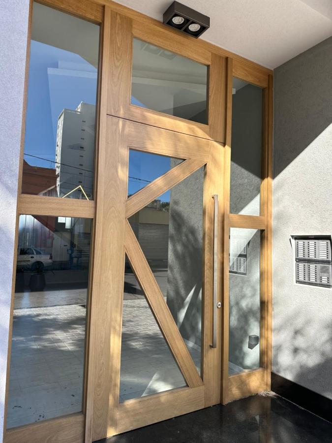 ESPACIO ESTOMBA 666 Elegante estudio con cochera - B&B