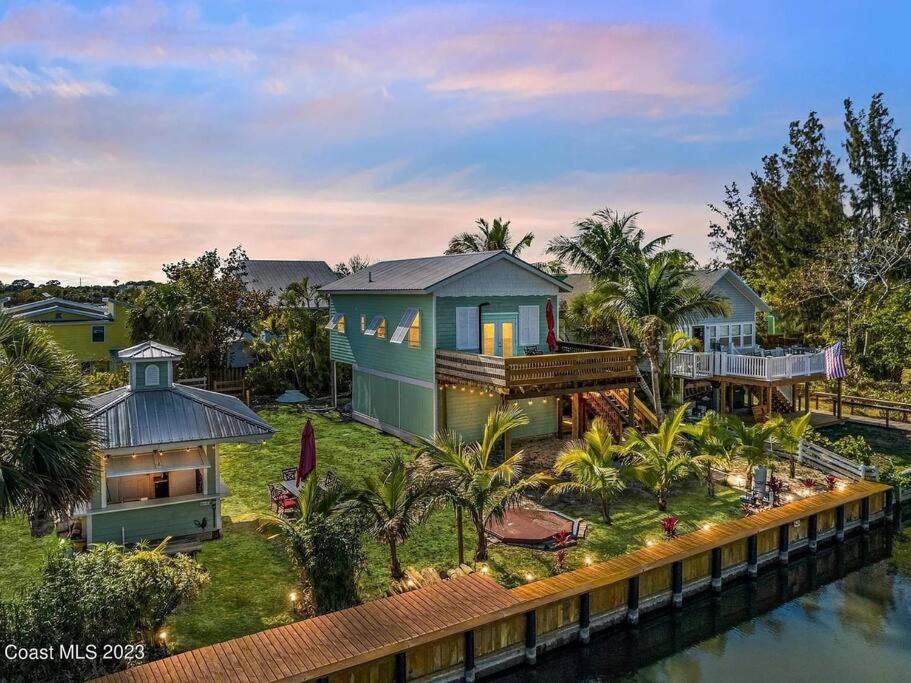 Cottage in Private Island - B&B