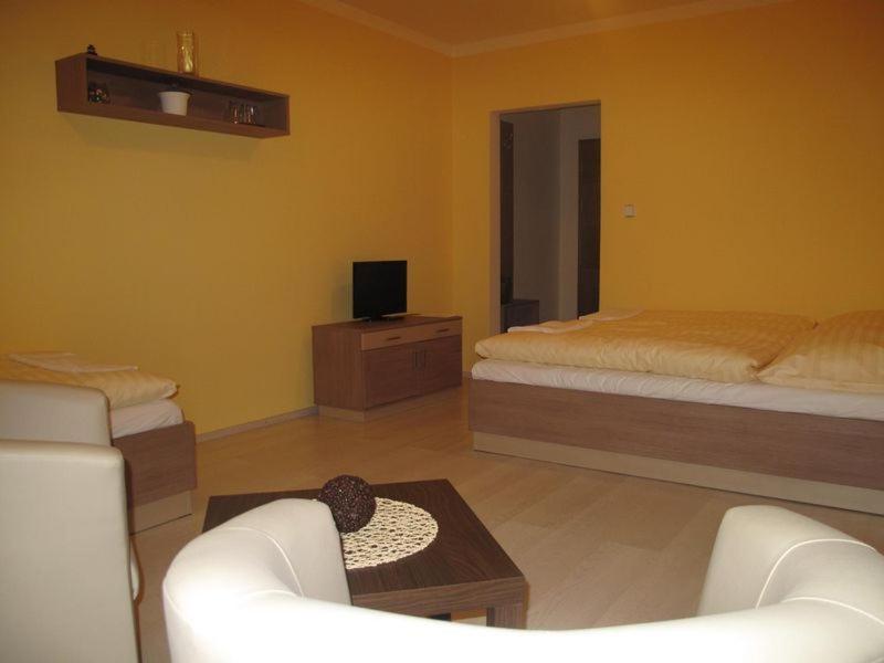 Dreibettzimmer