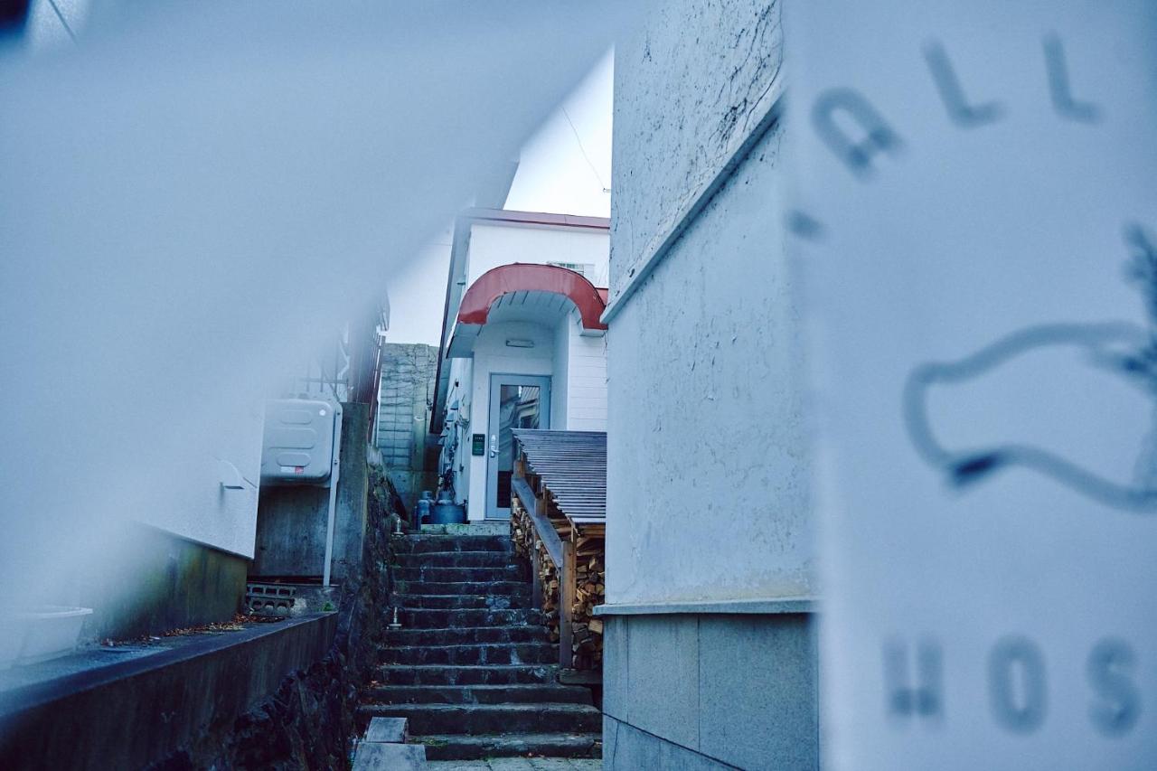 SMALL TOWN HOTEL Hakodate - B&B Hakodate