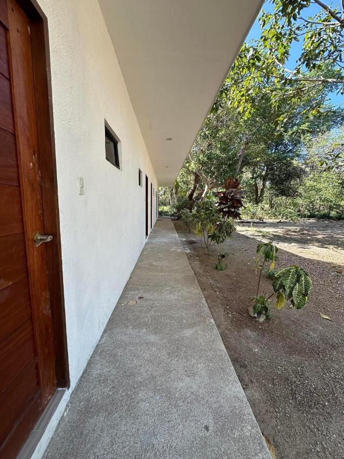 Magalong Beach Resort - Ferienwohnung