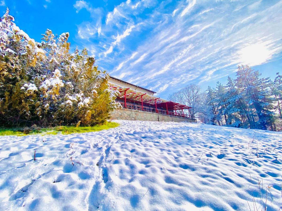 Хижа Манастирчето-Книжовник - Bed and Breakfast