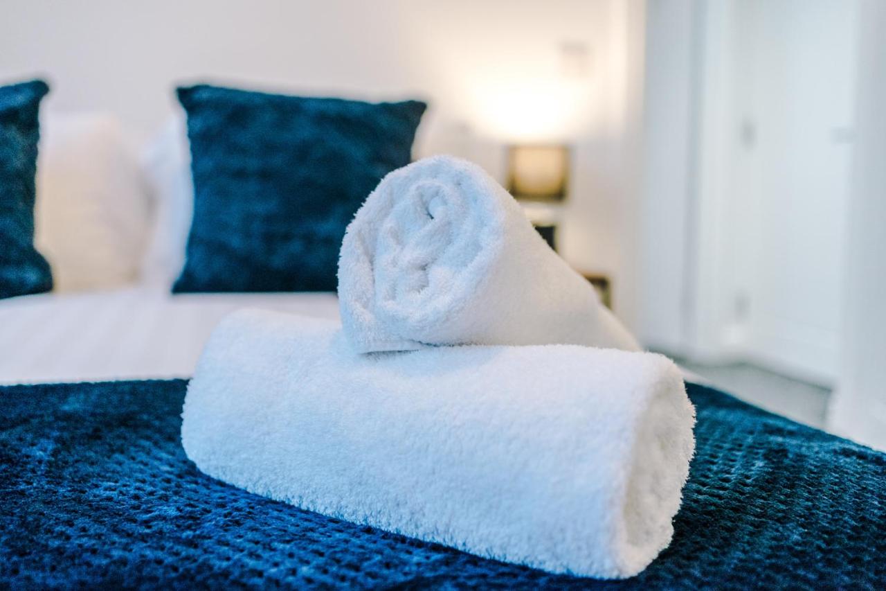 Charming Apartments - Rocky Ln Chambers Flat 1 - B&B