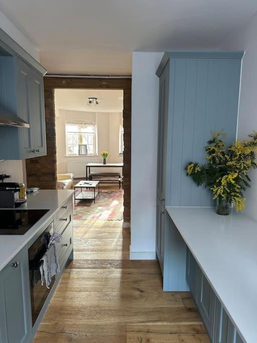 Beautiful and spacious flat in Central Shoreditch - Ferienwohnung London