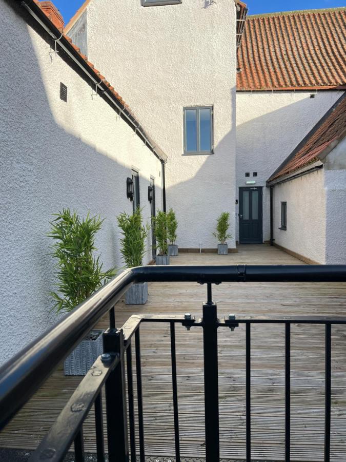 Apartment 10, Plants Yard, Bridge Street. - B&B