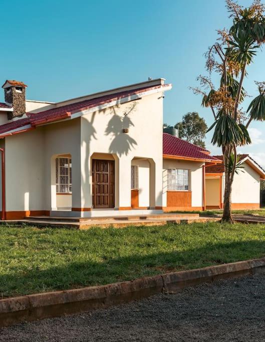 B&B Nanyuki - Silverbeck Residence, Nanyuki - Bed and Breakfast Nanyuki