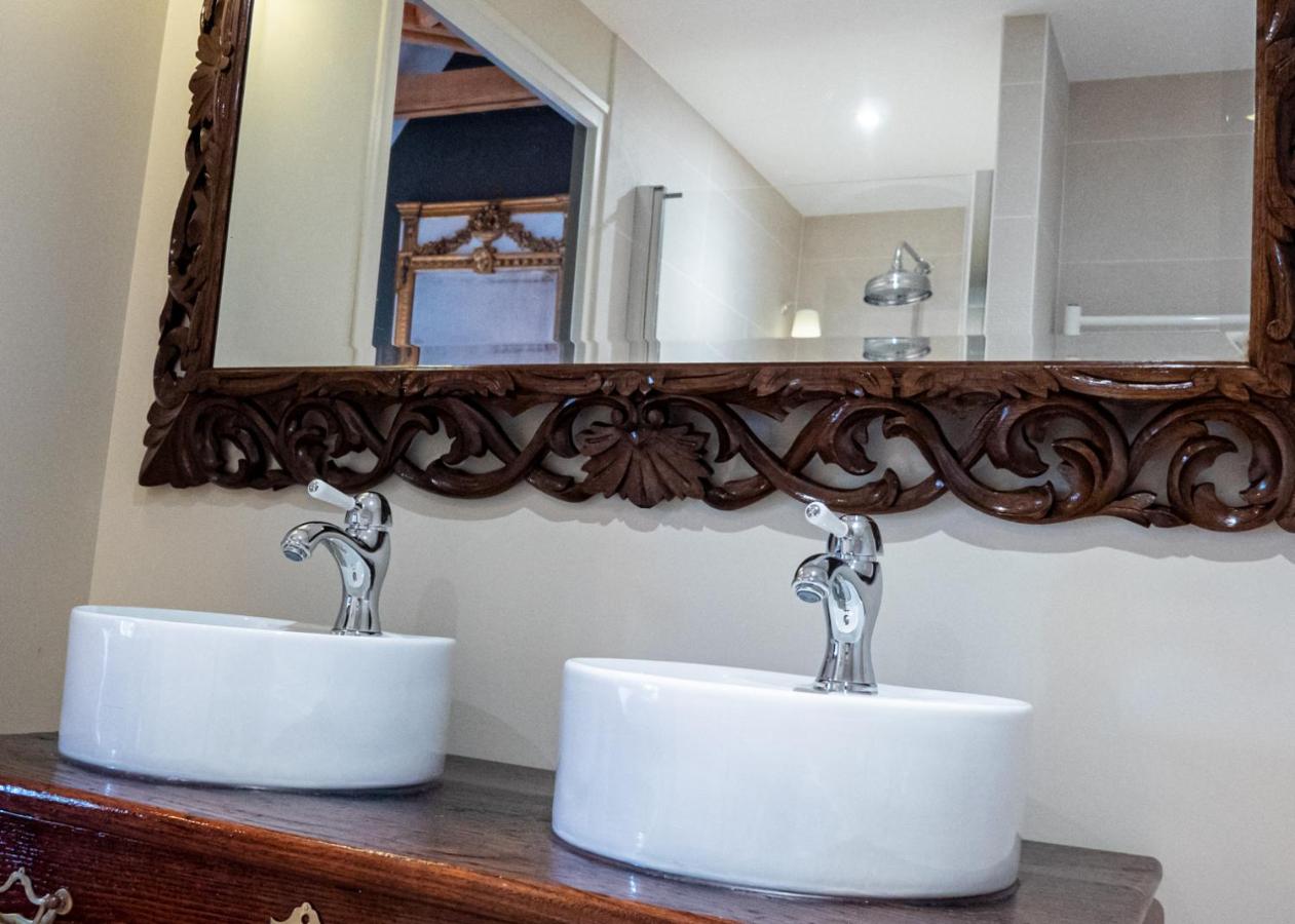 Deluxe Family Suite