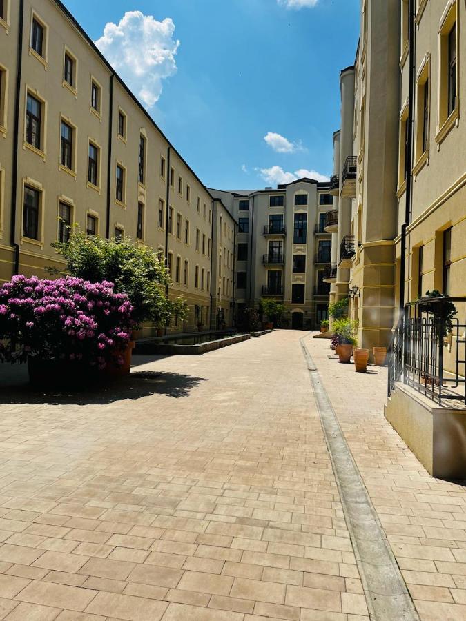 Piotrkowska 37 - Romantyczna Przystań dla Dwojga - B&B Lodz