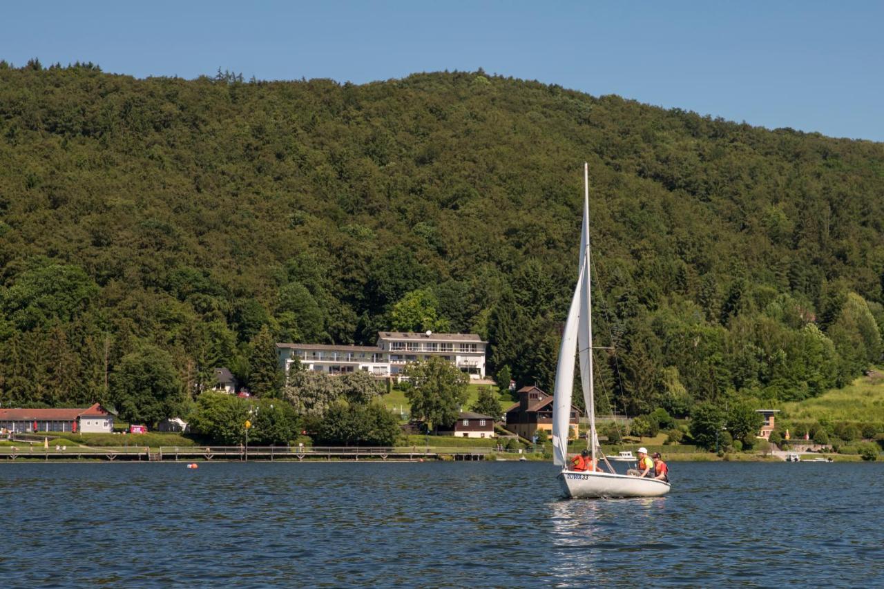 B&B Waldeck - PlusNaturHotel direkt am Ederseeufer Waldhotel Wiesemann und Ferienapartments - Bed and Breakfast Waldeck