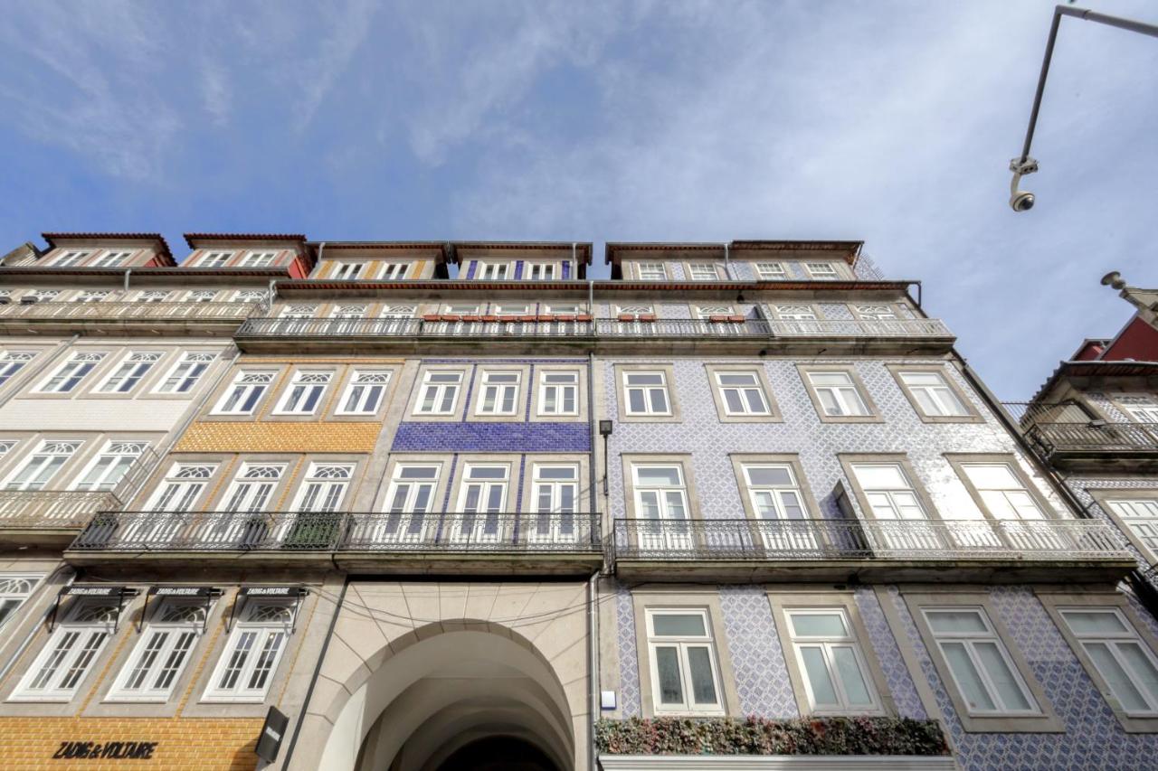 Cardosas Square Luxury Apartments by Porto City Hosts - B&B Porto