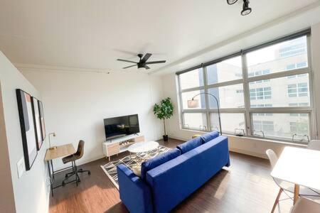 1 BR Loft Near Central West End Walk to BJC - B&B