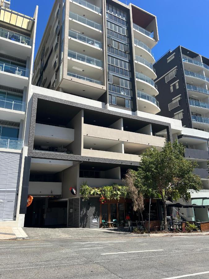 Sunny 1b in heart of South Bris - Bed and Breakfast