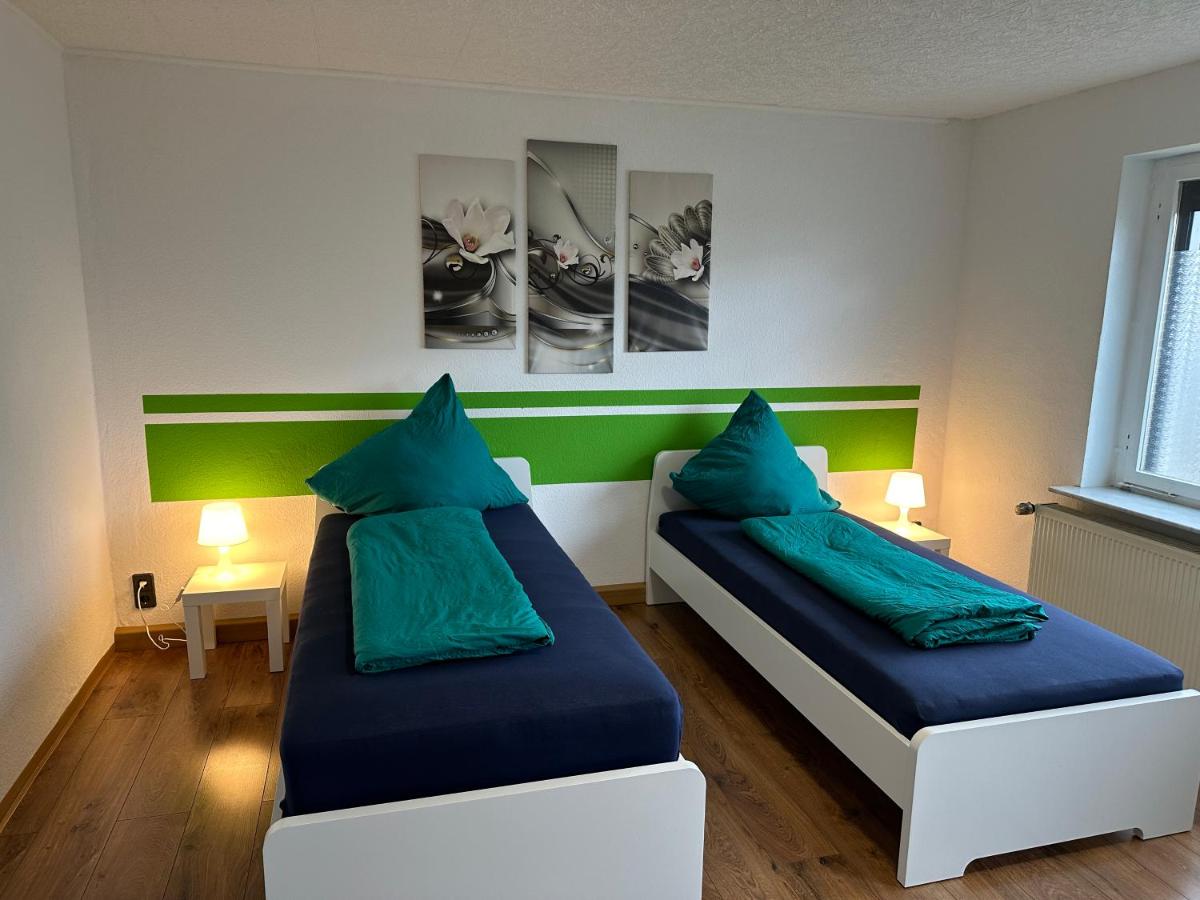Pension „Haus 11“ Lauta - Chambres d’hôtes