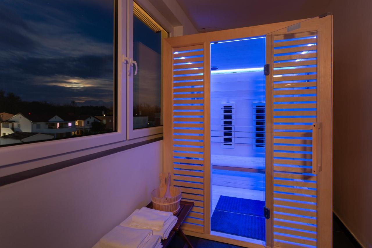 Villa Tisa - Bed and Breakfast Privlaka