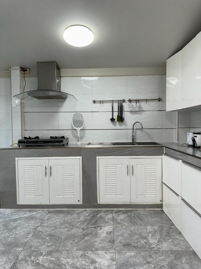 MIQ Home 142 Huai Khwang_NEW4BR/Jodd fair - Ferienwohnung Bangkok