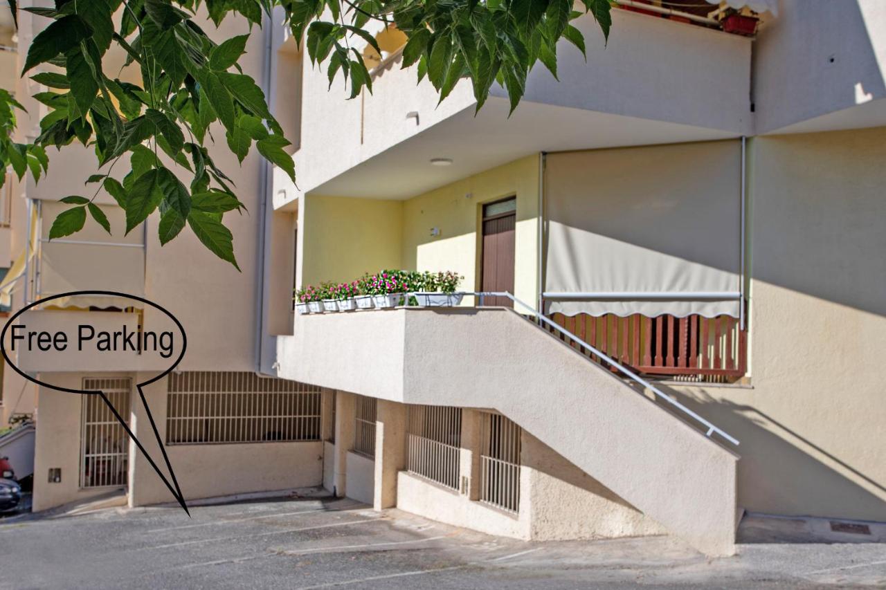 Agio Apartments Diamante - Bilocale - Bed and Breakfast