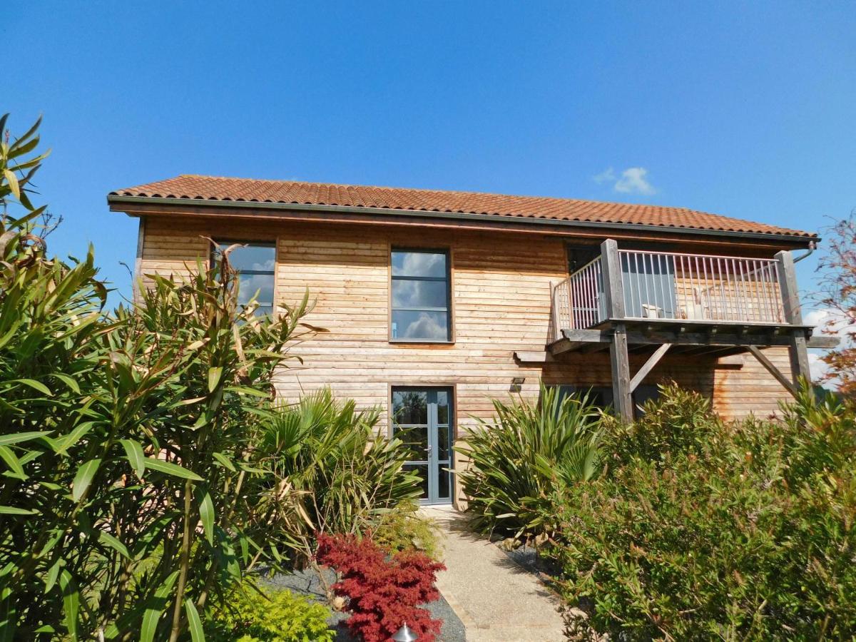 LE HANGAR AVEC PISCINE EN DORDOGNE - B&B